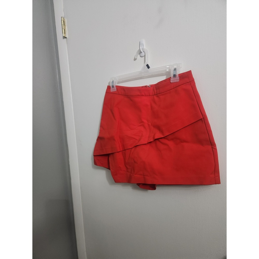 Gianni Bini Red Asymmetrical Wrap Front Skort Size Small Back Zip Mini Skirt